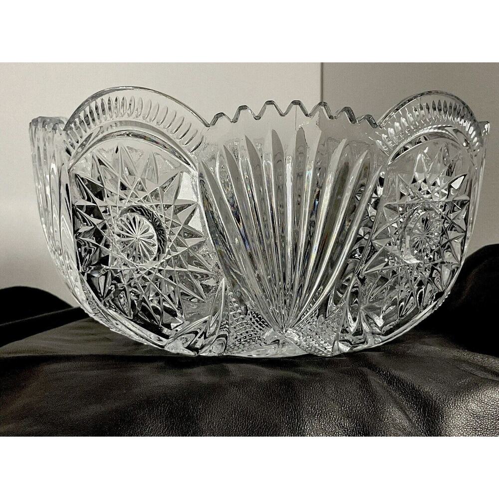 Vintage Cut Glass Bowl Fruit Decor Stars 8” Sawtooth Perfect Condition Gift